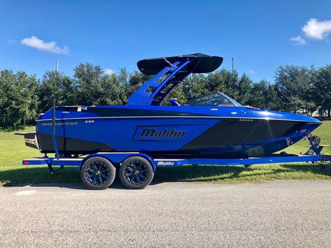 Liveaboard Boats For Sale, Malibu Wakesetter, Moomba Boats, Wake Boat, Malibu Boats, Liveaboard Boats, Trucks Lifted, Wakeboard Boats, Trucks Lifted Diesel