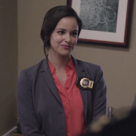 Melissa Fumero, Amy Santiago, Baby Gorillas, Angel Princess, Brooklyn 99, Brooklyn Nine Nine, Comfort Characters, Popular Shows, Role Models