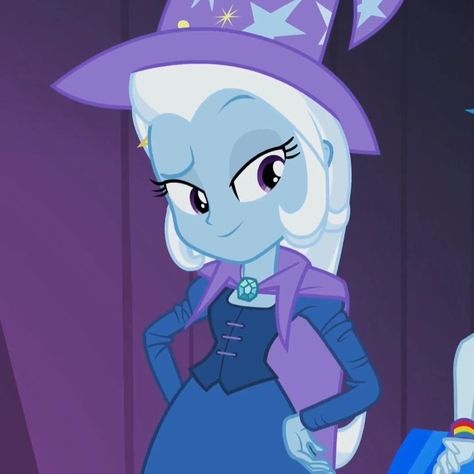 My Little Pony Redesign, Trixie Mlp, Equestria Girls Icons, Silly Pfps, Equestria Girls Applejack, Mlp Aesthetic, Blueberry Girl, Trixie Lulamoon, Mlp Characters