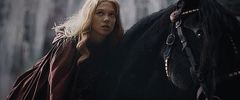 Lea Seydoux Beauty And The Beast Gif, Léa Seydoux Beauty And The Beast, Lea Seydoux Gif, Period Face Claims, Morfydd Clark, Different Time Periods, Medieval Woman, Lea Seydoux, The Last Kingdom