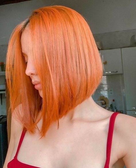 Sophisticated and Simple Orange Hair for Beginners Orange Hair Color Ideas, Orange Hair Dye, Orange Hair Color, Ash Blonde Hair Balayage, Girly Hairstyles, New Hair Look, Hair Color Underneath, Ginger Hair Color, Copper Hair Color