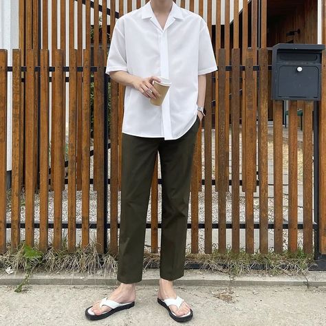 Ankle Pants Outfit Men, Outfits Philippines, Ankle Pants Outfit, Lee Jongwon, Ootd Classy, Outfits For Teenage Guys, Outfit Cowo, Smart Attire, Fashion For Man