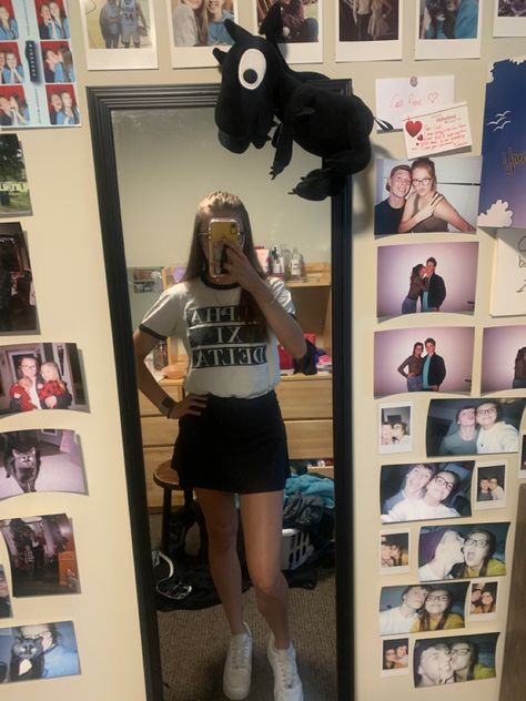 Sorority shirt with black halara skirt and air forces Halara Skirt, Sorority Shirt, Air Forces, Sorority Shirts, Skirt Outfit, Skirt Outfits, Sorority, Air Force, Mirror Selfie