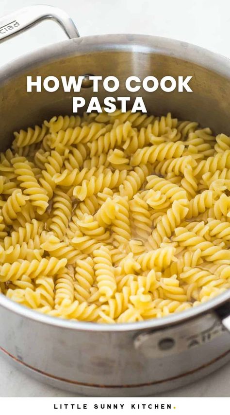 Learn how to cook pasta perfectly every time. Whether you're cooking pasta to toss with sauce, or to make a pasta salad, I have a full tutorial for you! Perfect Pasta Cooking, How Long To Cook Pasta, How To Cook Pasta On Stove, How To Make Pasta At Home, How To Make Pasta Recipes, How To Make Pasta, Fusilli Pasta Recipes, How To Prepare Pasta, Pasta Making Recipes