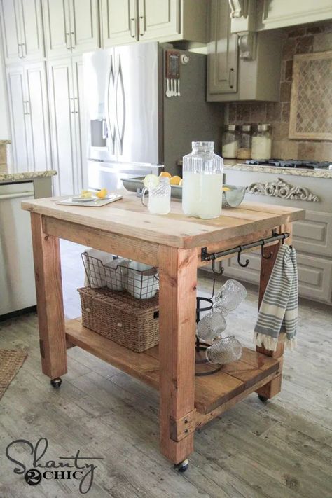 DIY Kitchen Island FREE Plans! Moveable Kitchen Island, Portable Kitchen Island, Mobile Kitchen Island, Diy Kitchen Projects, Kitchen Island Plans, Interior Boho, Rustic Kitchen Island, Small Kitchen Island, Diy Kitchen Renovation