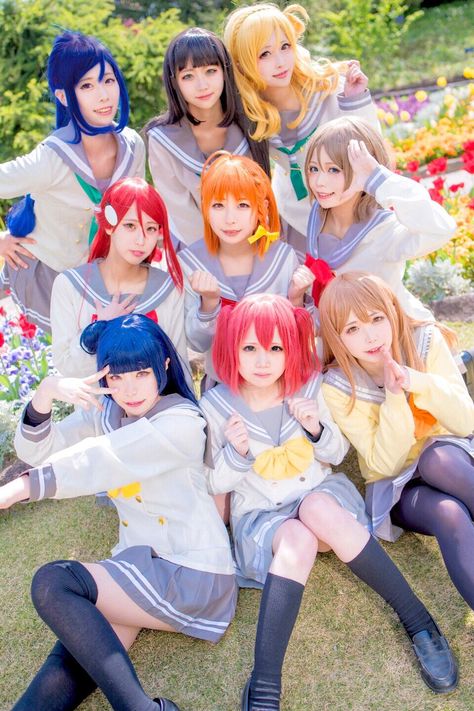 Group Photo Poses, Love Live Cosplay, Cosplay Photography, Cosplay Kawaii, My Little Pony Pictures, Rare Pictures, Cute Cosplay, Mickey Mouse And Friends, Art Poses