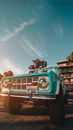 Iphone 8 Wallpaper, Classic Car Photography, Wallpaper Winter, Wallpaper Samsung, Wallpapers Android, Retro Phone, Picsart Background, Trendy Wallpaper, Iphone Wallpaper Vintage