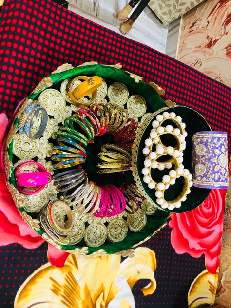 #wedding #weddingideas #weddinginspiration #weddingdecor #banglebraceletsdiy #traydecor #marriagegoals #decoration #decorationideas #packaging #green #ideas Bangle Tray Decoration, Wedding Bangles, Tray Decoration, Diy Bangle Bracelets, Green Ideas, Tray Ideas, Marriage Goals, Tray Decor, Wedding Decor