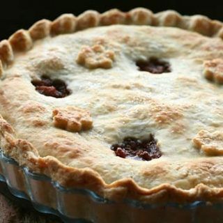 Apple Walnut Pie, Fig Recipes Dessert, Fig Pie, Albanian Food, Walnut Pie, Types Of Pie, Albanian Recipes, Fig Cake, Apple Walnut