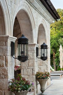 Jauregui Architects, Stone Entryway, Mediterranean Home Decor, Casas Coloniales, Traditional Exterior, Deco Luminaire, Tuscan Decorating, Mediterranean Home, Exterior Stone