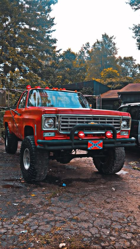 Square Body Chevy Wallpaper, Chevy Square Body Trucks, Square Body Chevy, 1976 Chevy Truck, 87 Chevy Truck, Classic Cars Chevy, Truck Mods, Lowered Trucks, Jacked Up Trucks