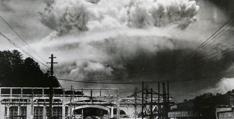 See how differently  Americans and Japanese view the same events leading from Pearl Harbor to the drop of the atomic bomb. Hiroshima Nagasaki, Douglas Macarthur, Niigata, Weather Change, Nagasaki, Pearl Harbor, Historical Pictures, Hiroshima, Historical Photos