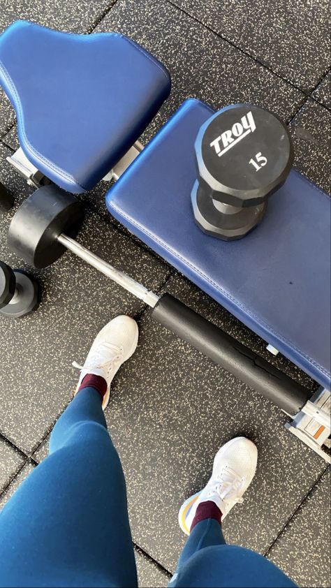 Blue Workout Aesthetic, Blue Gym Aesthetic, Asthetic Pictures Blue, Hipster Photography, Sports Aesthetic, Cool Instagram Pictures, Workout Aesthetic, Healthy Lifestyle Inspiration, Denim And Lace