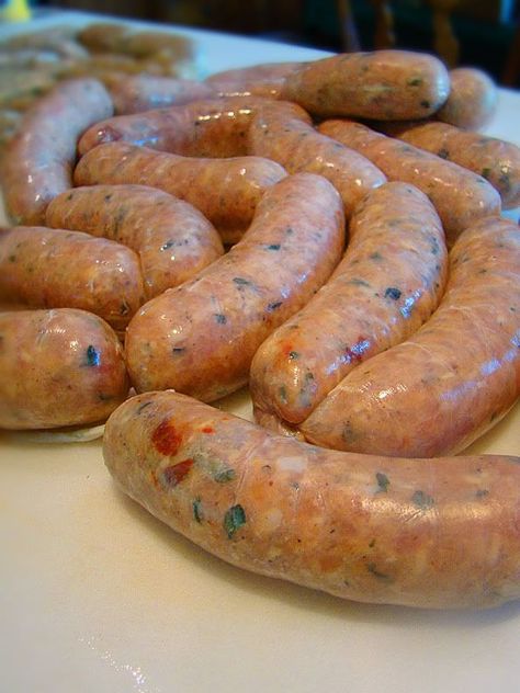 [USA] Chicken Sausage with Sun-Dried tomatoes, Basil, Cheese - Homemade Sausage Making Chicken Basil, Making Sausage, Tomato Parmesan, Meat Curing, Sausage Making Recipes, Chicken Sausage Recipes, Home Made Sausage, Chicken Sausages, Chicken Tomato