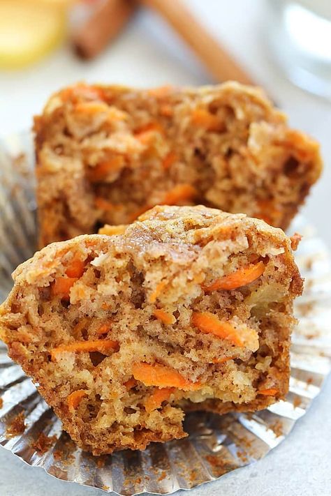 Grated Apple Muffins, What To Do With Lots Of Carrots, Soft Muffins, Sunshine Muffins, Carrot Muffin, Apple Carrot Muffins, Carrot Muffin Recipe, Apple Muffin Recipes, Morning Glory Muffins