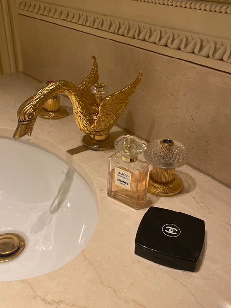 tiktok: lifestyle.elvi 🤍 The Ritz Paris Bathroom, Cristinacore Aesthetic, The Ritz Aesthetic, Ritz Paris Aesthetic, Ritz Paris Bathroom, Ritz Aesthetic, Old Wealth Aesthetic, Coco Core, Paris Ritz