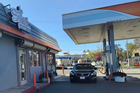 You can dine at a gas station and love it. Here are 5 Sacramento-area spots to fill up. Inside Gas Station, Dope Wallpaper, Fake Injury, Fresno California, Filling Station, Gas Stations, Photo Download, Instagram Food, Photo To Video