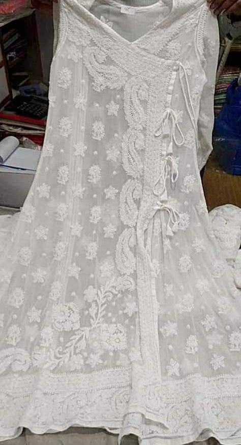 Chinkari Kurti Design, Chikankari Material, Lucknow Kurti, Decent Dresses, Cotton Kurties, Dungarees Outfits, Chikan Kurti, White Kurti, Chicken Kari