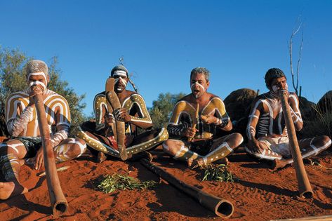 Aboriginal Didgeridoo, musical instrument. Australian Aboriginals, Australian Continent, Didgeridoo, Ayers Rock, Aboriginal Culture, Australia Travel Guide, Coron, Northern Territory, People Of The World