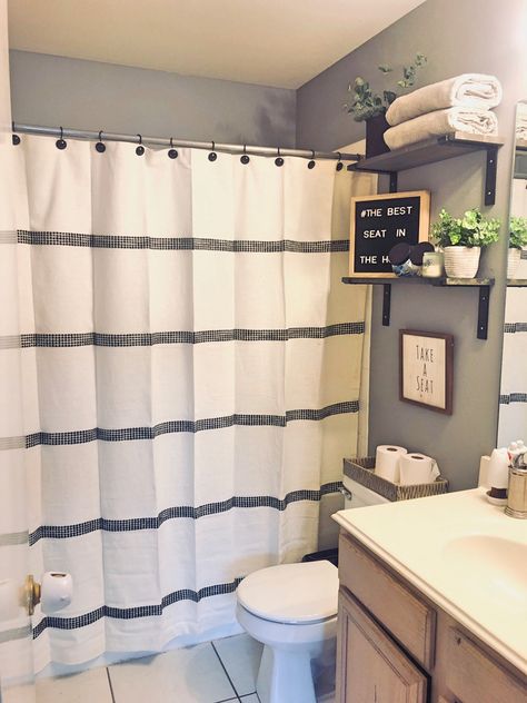 Small Bathroom Curtain Ideas, Bathroom Curtain Ideas, Neutral Shower Curtains, Sunflower Ideas, First Apartment Tips, Apartment Tips, Mobile Home Renovations, Apartment Needs, Bathroom Plans