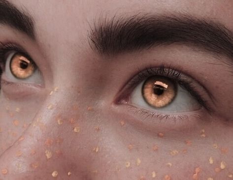 Golden Eyes Aesthetic, Faerie Aesthetic, Werewolf Aesthetic, Eyes Aesthetic, Goddess Aesthetic, Golden Eyes, Dynamic Poses, Crescent City, Digital Art Girl