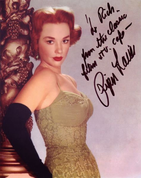 Classic Film and TV Café: An Interview with Piper Laurie: The Three-Time Oscar Nominee Discusses Her Career in Film, Live Television, and the Stage Piper Laurie, Brooklyn Girl, Olivia De Havilland, Tony Curtis, Western Film, Classic Films, Hollywood Stars, Classic Hollywood, Short Film