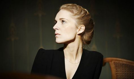 agnes obel Agnes Obel, Morning Music, Heart Songs, Celebrity Photography, Editorial Makeup, Album Songs, Latest Music, Music Is Life, Singer Songwriter