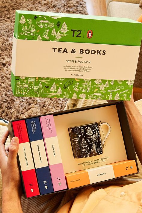 Books and brews – it’s a perfect pairing. So, we’ve joined forces with none other than Penguin Books Australia to match our teas with classic stories. Cottagecore Books, 12 Days Of Xmas, Bram Stoker's Dracula, Bedroom Decor For Teen Girls, Fantasy Gifts, Tea And Books, Cute Birthday Gift, Penguin Classics, Fantasy Collection