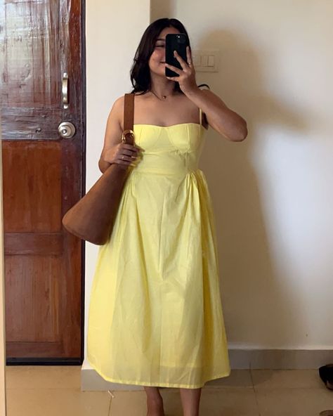 Desidhaage girl looking so buttery in this butter yellow `ALMA DRESS’🤭🌻 -Can be customised in different colours of your choice. -Made according to your body size and shape. DM TO GET YOURS💌 Butter Yellow Dress, Butter Yellow, Different Colours, Body Size, Yellow Dress, Different Colors, Butter, Yellow, Quick Saves