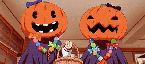 EVO on Twitter: "Finding the BEST Anime Halloween Wallpaper!!! Twitch: https://t.co/uVYqSgouoG Youtube: https://t.co/YgtdCYeODX… " Pumpkins, Wattpad, Gif, Halloween, Anime