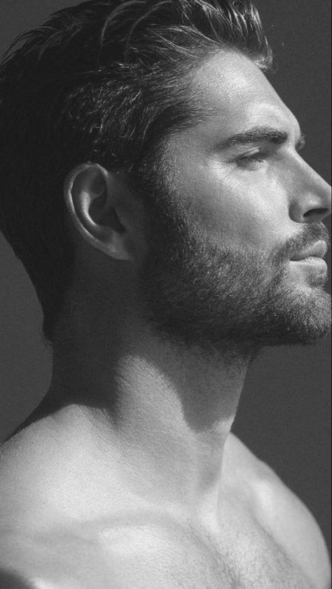 Guy Beard Style, Beard Aesthetic Men, Bearded Man Aesthetic, Perfect Male Face, Handsome Guy Perfect Man, Kindle Inspiration, White Hair Male, Beard Aesthetic, Beard Trimming Guide