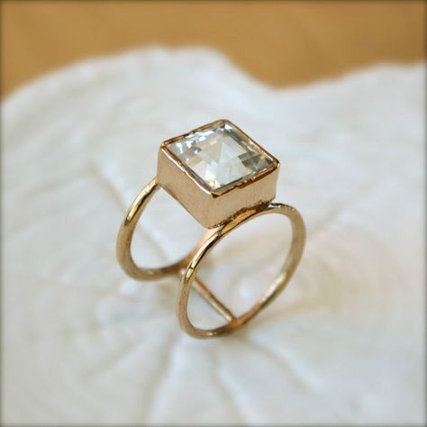 . Square Stone, Aquamarine Stone, Love Ring, Ring Designs, Jewelry Inspiration, Gold Ring, Beautiful Jewelry, Gold Jewelry, Jewelry Box