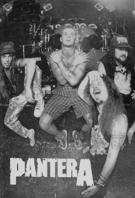 Pantera- formed in 1981, from Arlington, Texas. Thrash metal band. Pantera Band, Dimebag Darrell, Musica Rock, Heavy Metal Music, Band Members, Mötley Crüe, Heavy Metal Bands, Thrash Metal, Band Posters