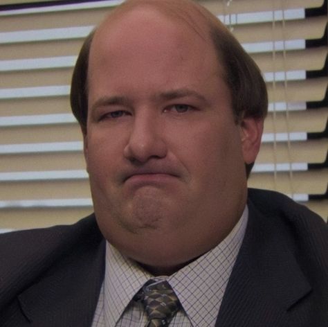 the office | kevin malone | aesthetic icons Kevin The Office, React Pics, Kevin Malone, Office Icon, The Office, Tv Shows, Bts, Tv, Memes