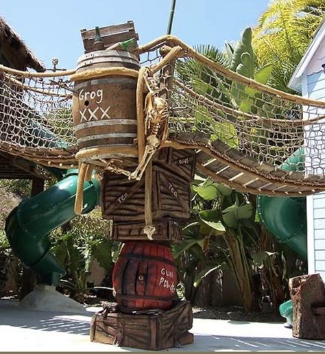 Pirate Ship Playhouse, Legends Of The Hidden Temple, Planet Coaster, Pirate Decor, Tiki Bar Decor, Pirate Theme Party, Cool Tree Houses, Pirate Halloween, Tree House Designs