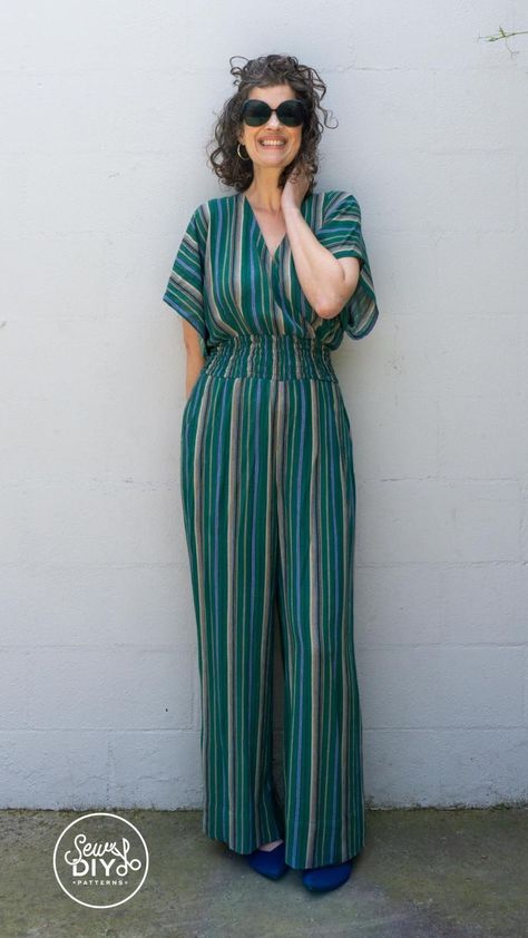 Wrap Jumpsuit Pattern, Diy Jumpsuit Pattern, Diy Jumpsuit, Diy Clothes Tutorial, Easy Diy Fashion, Jumpsuit Sewing Pattern, Jumpsuit Sewing, Diy Clothes Patterns, Sewing Patterns Free Women