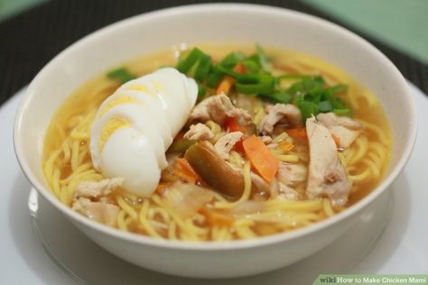 Chicken Mami Recipe, Mami Recipe, Chicken Mami, Spaghetti With Ground Beef, Kung Pao Chicken Recipe, Boiled Chicken Breast, Resep Salad, Filipino Style, Noodle Soup Recipes