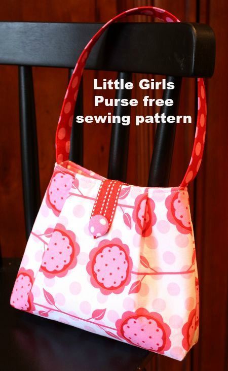 FREE sewing pattern for a small purse. This small purse is ideal for little girls and teens, or can also be ised as an evening bag to hang off your arm to carry the essentials. FREE girls bag sewing pattern. FREE purse sewing pattern. Small bag pattern to sew. Easy bag to sew for beginners. Girls bag sewing pattern. #SewABag #BagSewingPattern #SewAPurse #PurseSewingPattern #FreeSewingPattern #SewingForFree #QuickSewingPattern Kids Purse Diy, Sew For Beginners, Small Bag Pattern, Childrens Purses, Purse Patterns Free, Purse Sewing, Easy Bag, Toddler Purse, Cloche Hats