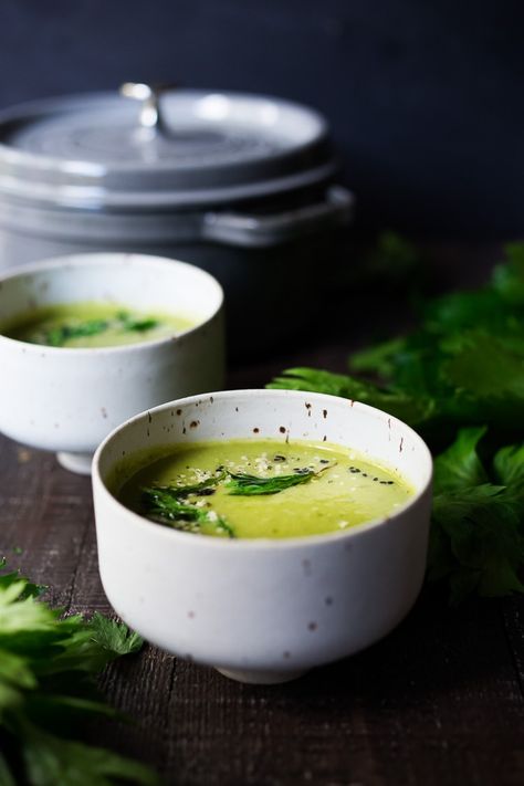 A healing bowl of Celery Soup- comforting, affordable and flavorful, that can be made in  35 minutes. Healthy, delicious and vegan adaptable! #celerysoup #celerysoup #vegan #vegansoup #healthysoup Cup Of Soup, Soup Vegan, Celery Soup, Tater Tots, Vegan Soup, Healthy Delicious, Healthy Soup, Healthy Nutrition, Stay Healthy