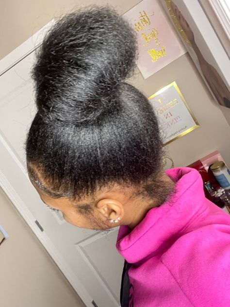 Puff Natural Hair, Lemonade Braids Hairstyles, Cute Natural Hairstyles, Silk Press Natural Hair, Quick Natural Hair Styles, Blow Dry Hair, Bun Styles, All Hairstyles, Blowout Hair