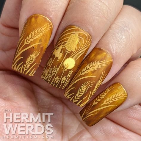 Wheat Nail Art, Mabon Nails, Wheat Nails, Harvest Nail Designs, Mustard Nail Art, Harvest Nails, Rockabilly Nails, Orange Ombre Nails, Fall Toe Nails