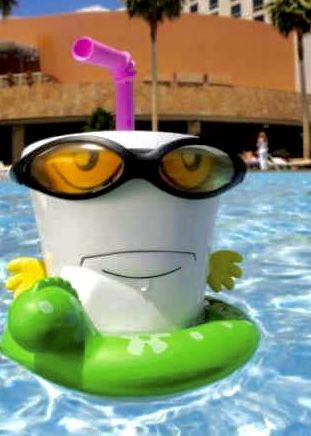 Master Shake, Aqua Teen Hunger Force, Aqua Teen, Adult Swim, Silly Pictures, I Have No Friends, Toys Photography, Funky Art, Art Toy