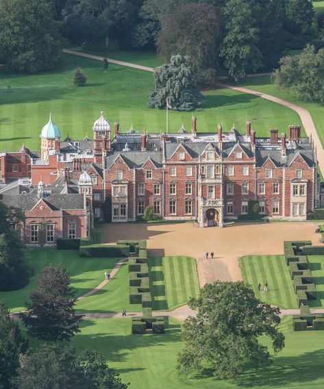 Adelaide Cottage, Uk Castles, Sandringham House, Sandringham Estate, British Castles, English Manor Houses, The Gilded Age, English Castles, Castle Mansion