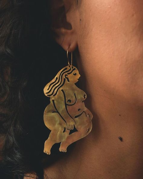 Phoebe Bird, Phoebe Wahl, Retro Styles, Amazing Fashion, Paradise Island, Brass Jewelry, Jewelry Inspo, Brass Earrings, Art Portfolio