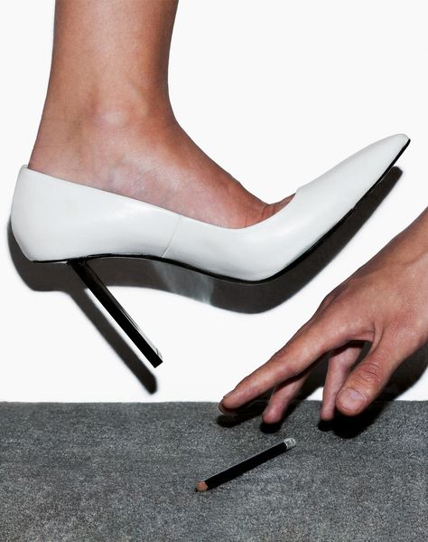 PIERRE HARDY — ECAL / JEANNE FAVRE Stunning Shoes, Pierre Hardy, Stiletto Heels, Walking, Log In, Log, Heels