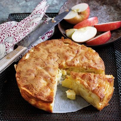 Apple cake. For the full recipe, click the picture or visit RedOnline.co.uk Best Cake, Gateaux Cake, Apple Cake Recipes, Traditional Cakes, Apple Cake, Food Cakes, Apple Recipes, Cake Desserts, South African