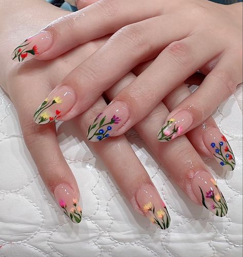 روتين العناية بالبشرة, Prom Nails, Funky Nails, Floral Nails, Fancy Nails, Pretty Acrylic Nails, Dope Nails, Best Acrylic Nails, Cute Nail