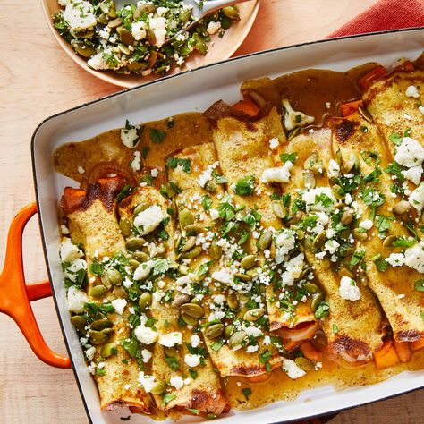 25-minute-sweet-potato-cheese-enchiladas Aesthetic Diet, Bean Enchiladas, Diet Meals, Diet Ideas, Diet Meal, Vegetarian Dinner, Health Lifestyle, Easy Chicken, Recipes Easy