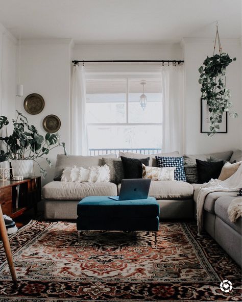 Grey sectional, navy velvet ottoman, plants, mid century modern tv stand, Persian rug. Shop the look!  www.mirandaschroeder.com Cozy Eclectic Living Room, Industrial Interior Style, Grey Couch, Eclectic Living Room, Trendy Home, Boho Living Room, A Living Room, Modern Bohemian, Apartment Living Room