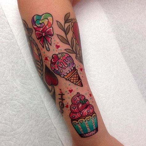 Dessert tattoo by Roberto Euán. #colorful #girly #sparkles #sparkly #glittery #pretty #RobertoEuan #goldlagrimas #cupcake #dessert Dessert Tattoo, Girly Sleeve Tattoo, Ice Cream Tattoo, Box Tattoo, Candy Tattoo, Cupcake Tattoos, Spirit Tattoo, Food Tattoos, Kawaii Tattoo